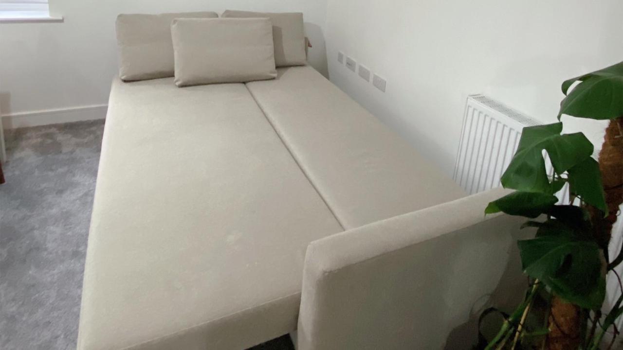 Entire Home: Bicester Village 10Min Walk المظهر الخارجي الصورة