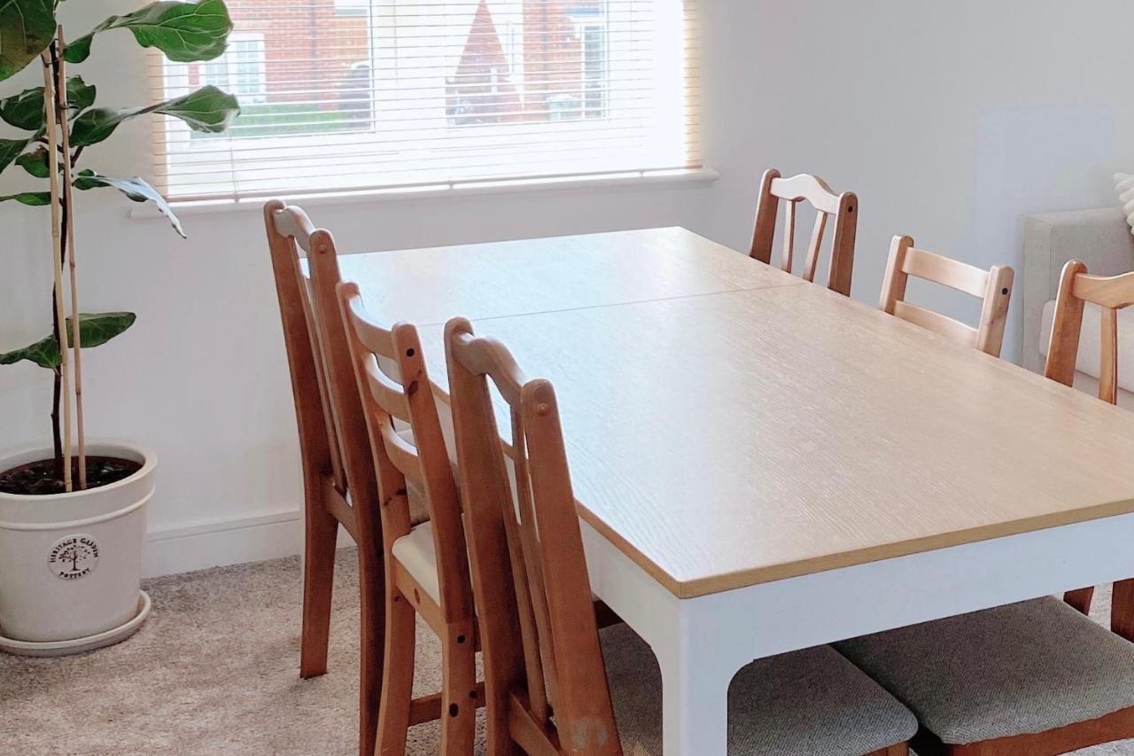 Entire Home: Bicester Village 10Min Walk المظهر الخارجي الصورة